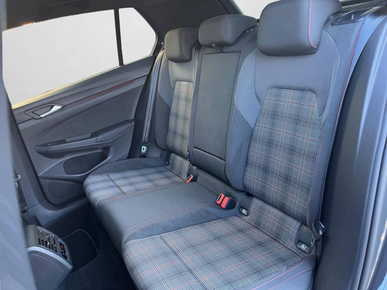 Volkswagen Golf – Bild 13