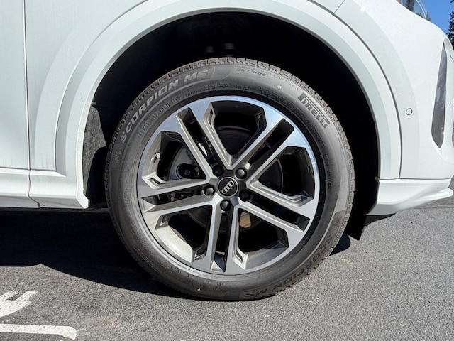 2026 Audi Q5 Premium Plus - Photo 8