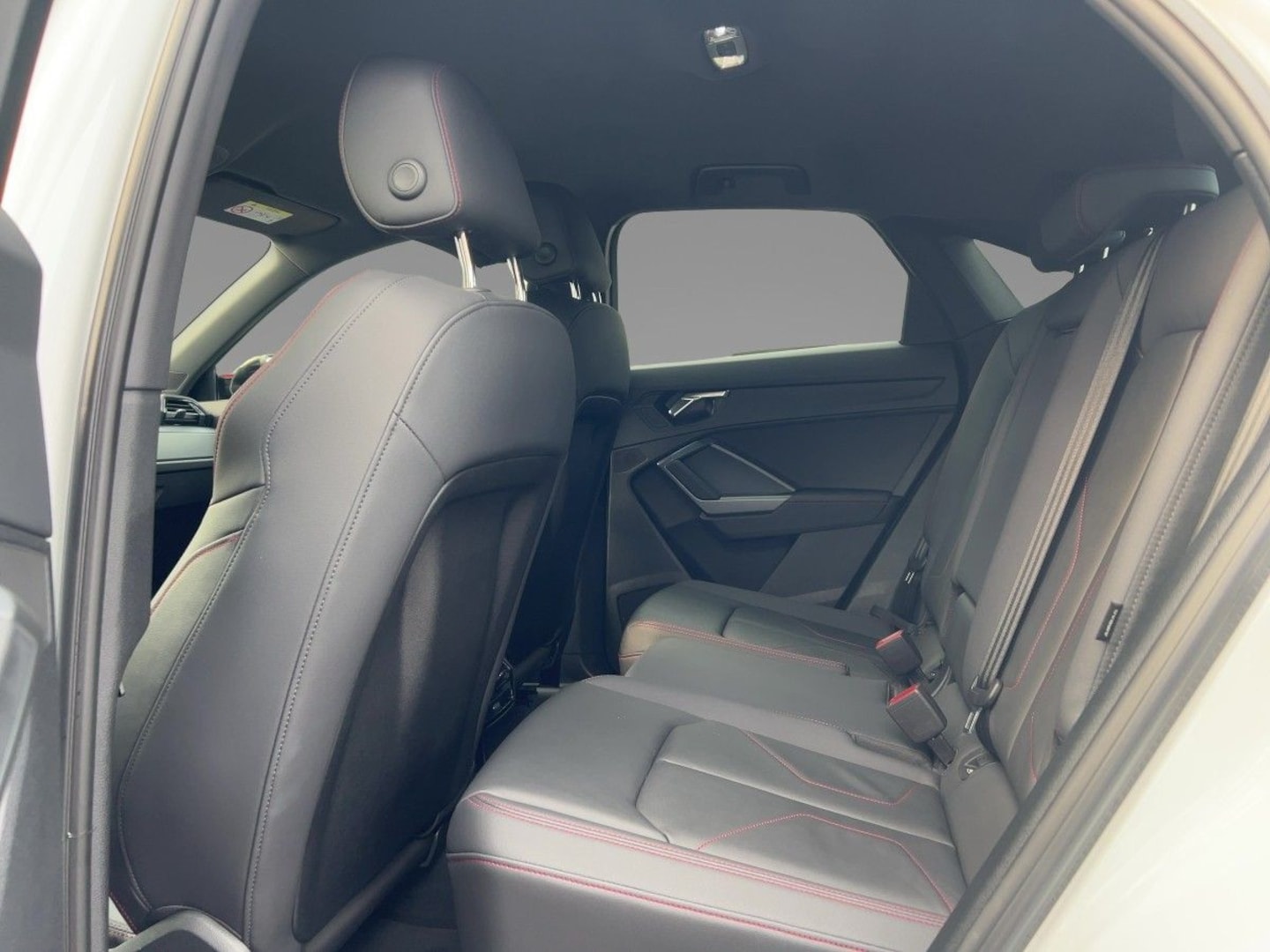Bild über Audi Q3 Sportback S line 45 TFSI quattro S tronic - für weitere Informationen kontaktieren Sie den Audi Partner