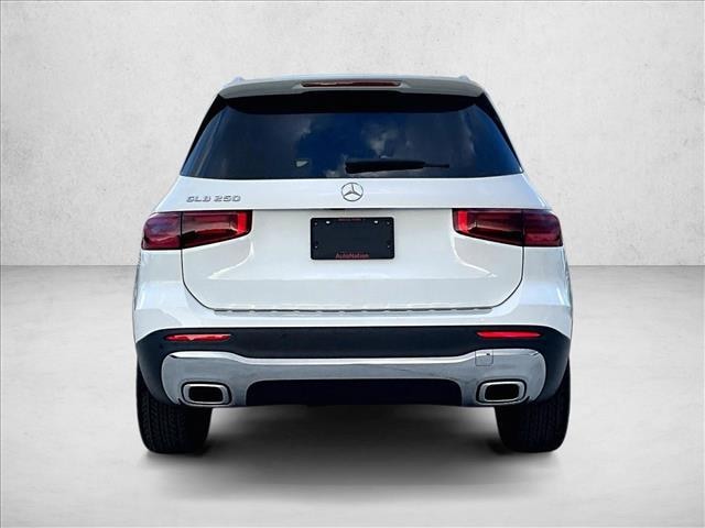 2026 Mercedes-Benz GLB 250