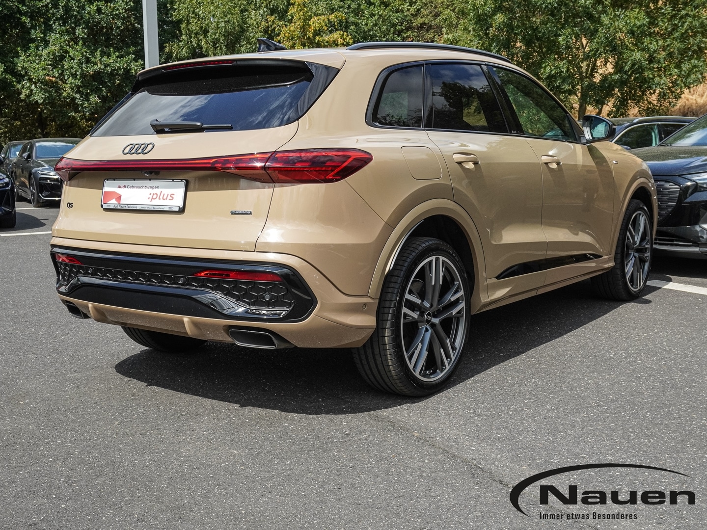 Bild über Audi Q5 SUV TFSI quattro 150 kW S tronic - für weitere Informationen kontaktieren Sie den Audi Partner