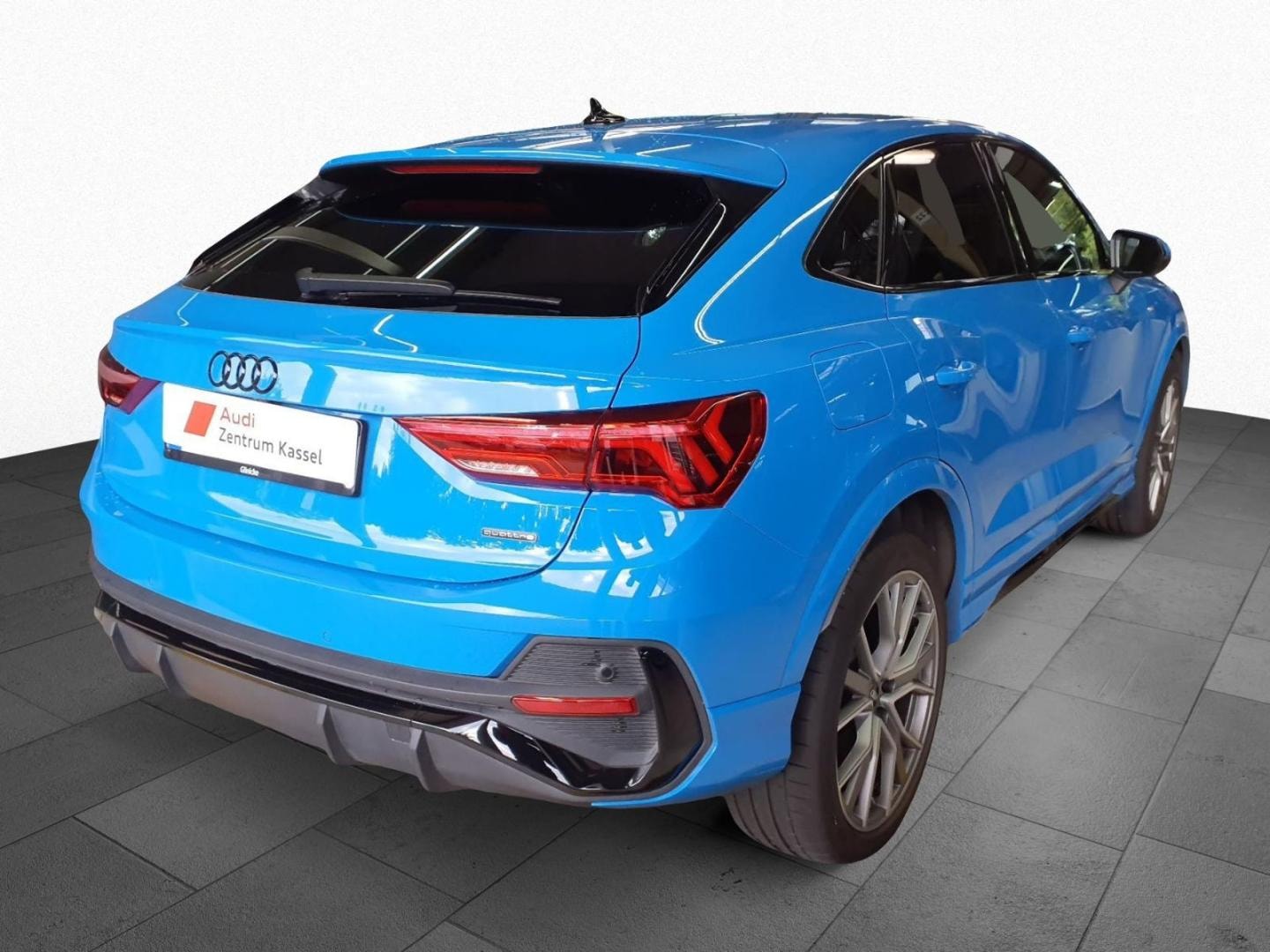 Bild über Audi Q3 Sportback S line 40 TFSI quattro S tronic - für weitere Informationen kontaktieren Sie den Audi Partner