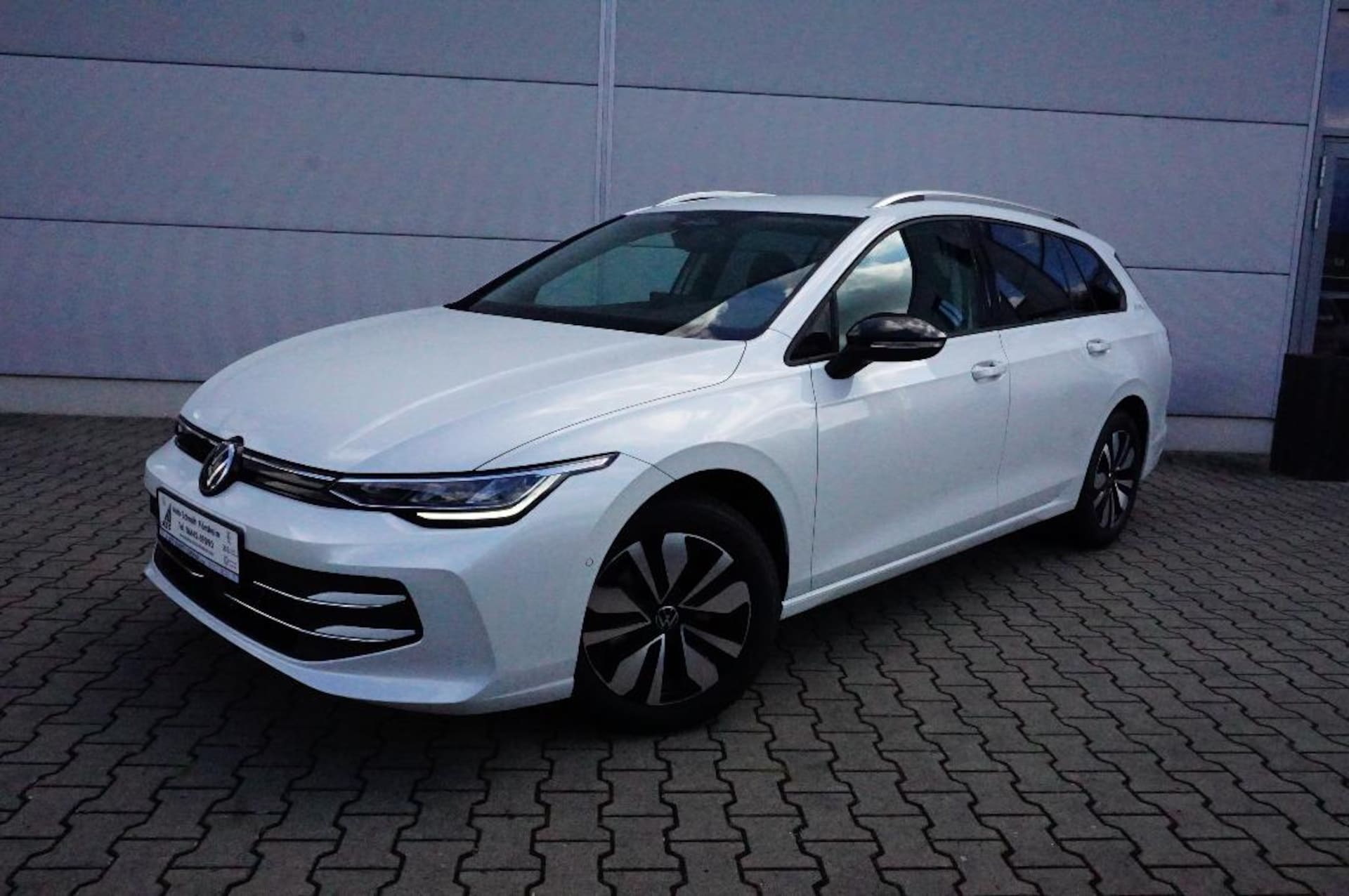 Volkswagen Golf Variant Life