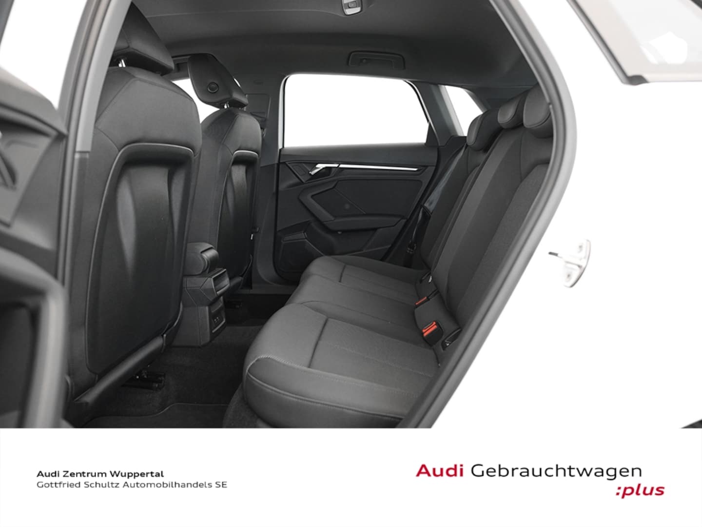Bild über Audi A3 Sportback S line 30 TFSI Schaltgetriebe - für weitere Informationen kontaktieren Sie den Audi Partner