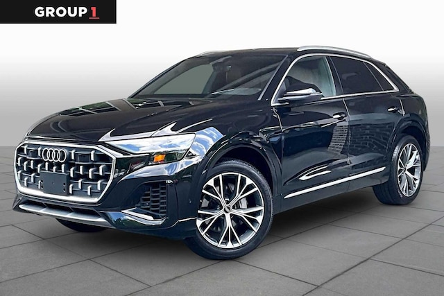 Photo of 2024 Audi Q8 