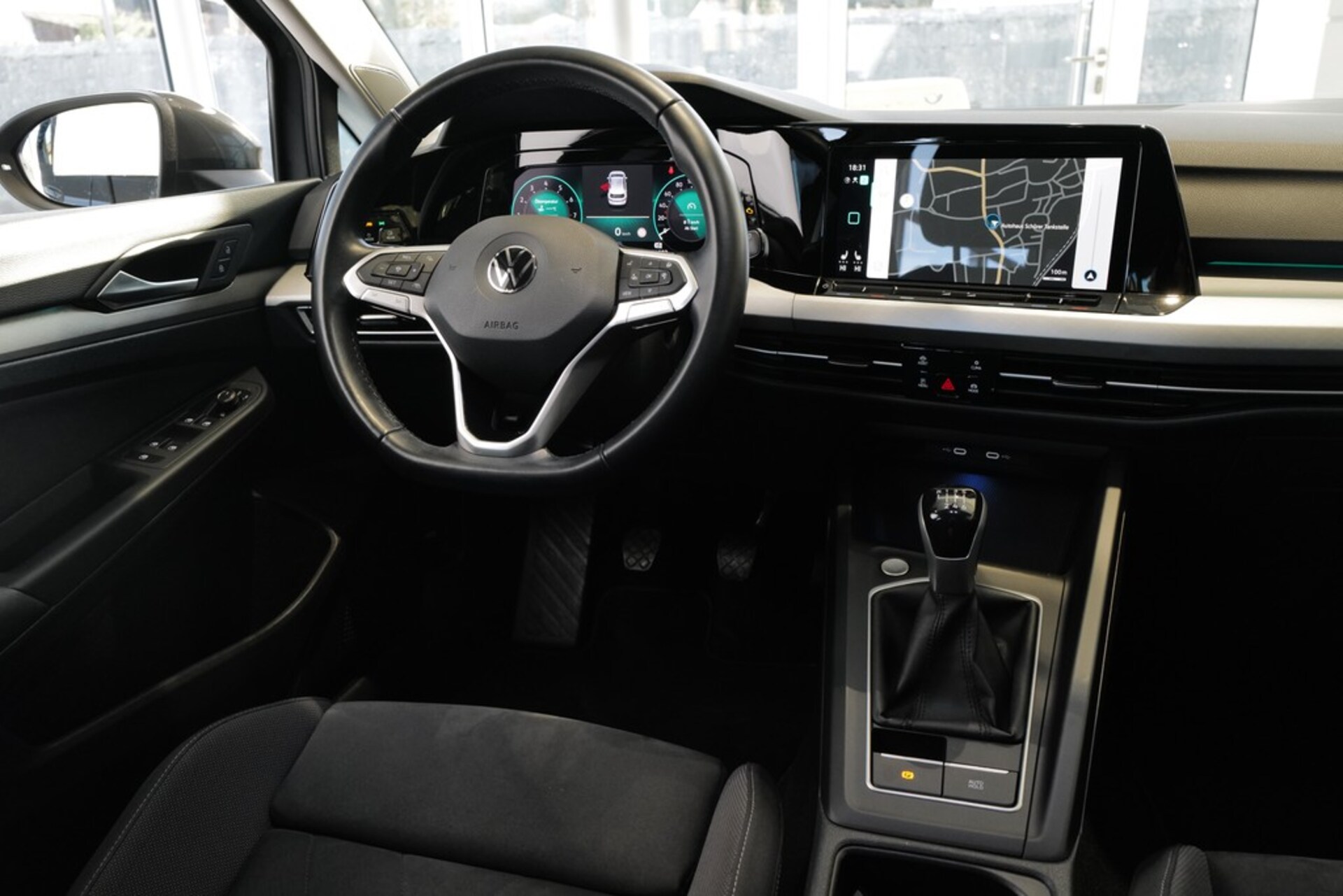 Volkswagen Golf Life