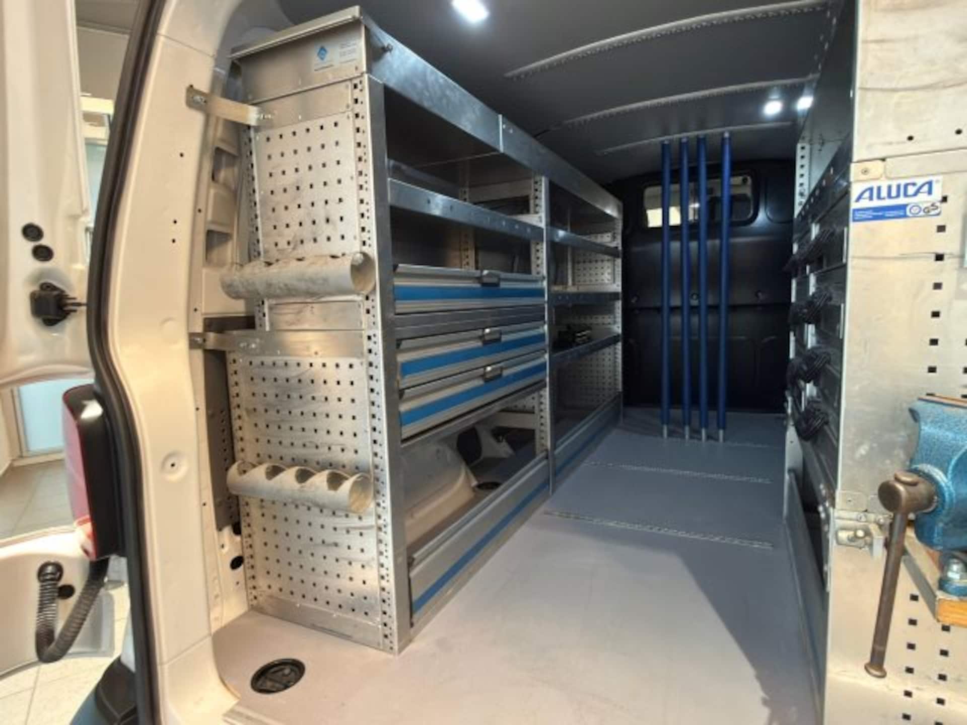 Volkswagen T6.1 Transporter Kasten langer Radstand