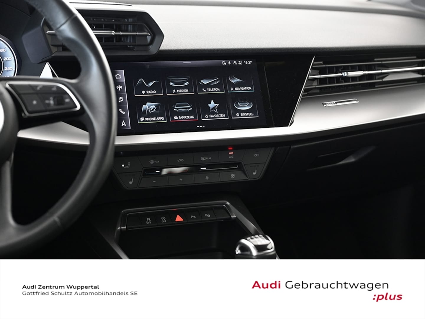Bild über Audi A3 Sportback S line 30 TFSI Schaltgetriebe - für weitere Informationen kontaktieren Sie den Audi Partner