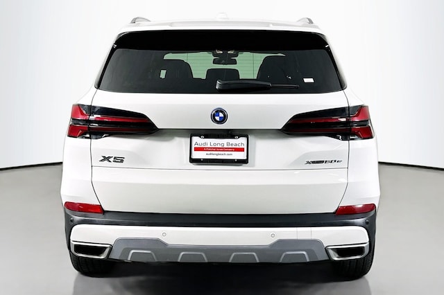 2025 BMW
