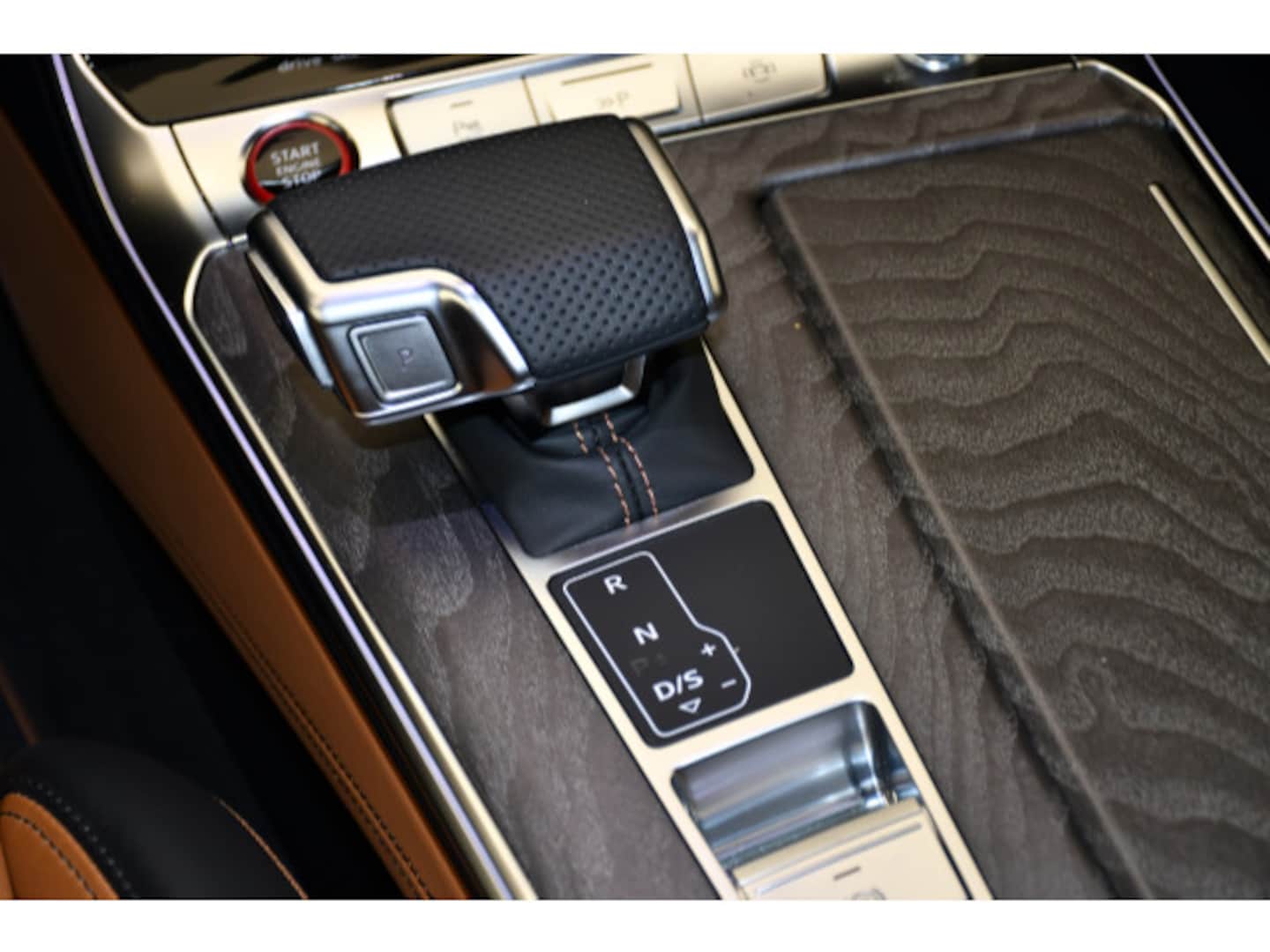 Bild über Audi S6 Limousine TDI quattro tiptronic - für weitere Informationen kontaktieren Sie den Audi Partner