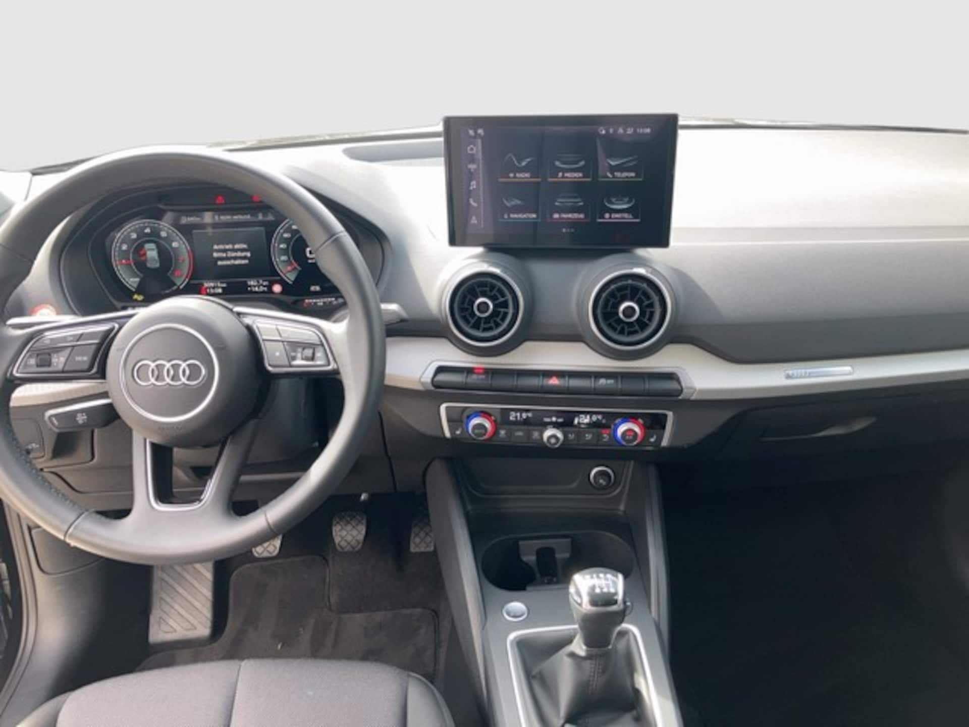Audi Q2 S line