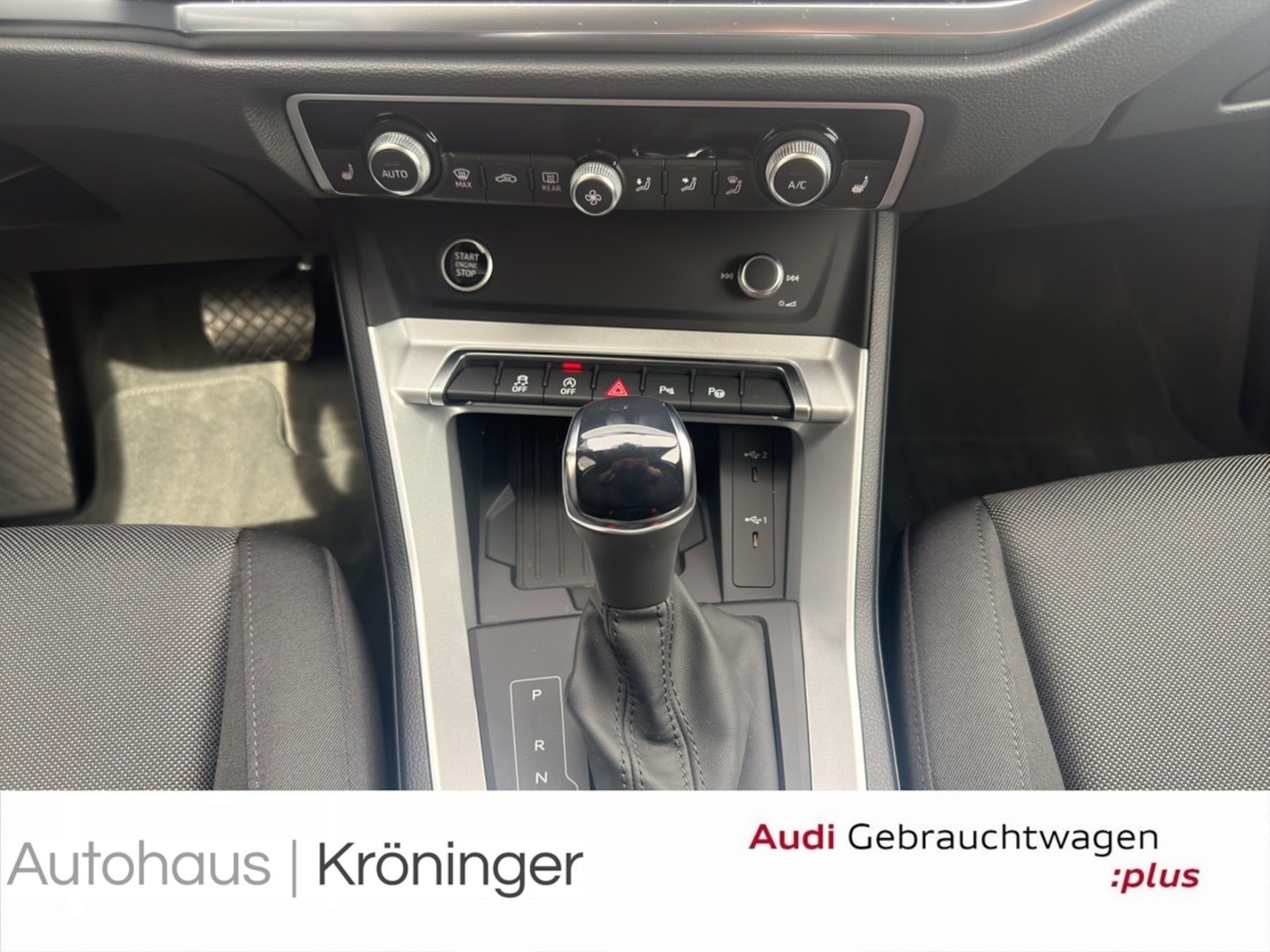 Bild über Audi Q3 TFSI 110 kW S tronic - für weitere Informationen kontaktieren Sie den Audi Partner