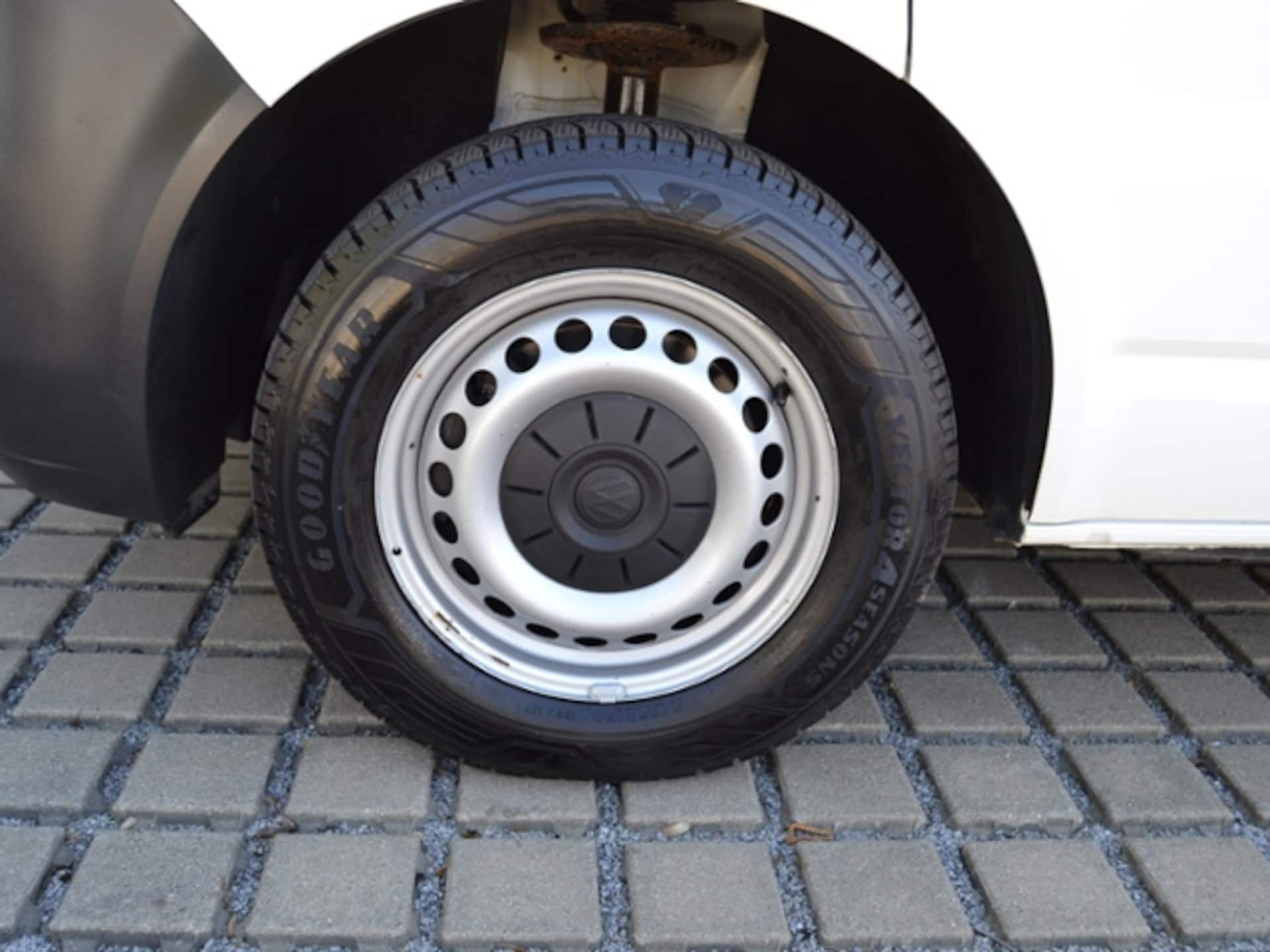 Volkswagen T6.1 Transporter Kasten kurzer Radstand