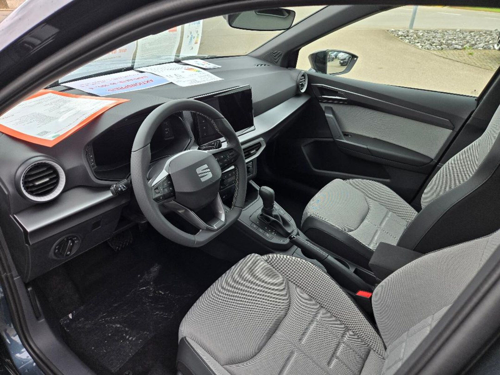 SEAT Arona – Bild 8