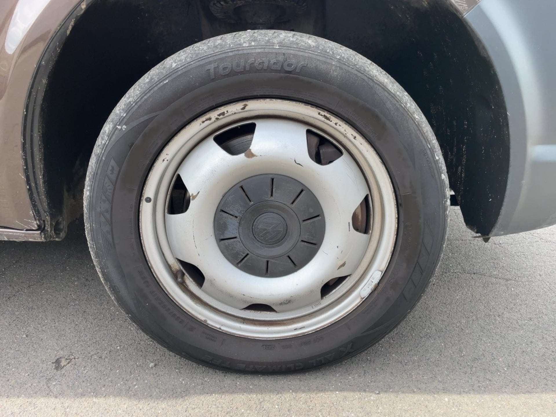 Volkswagen T6 Transporter Kombi langer Radstand