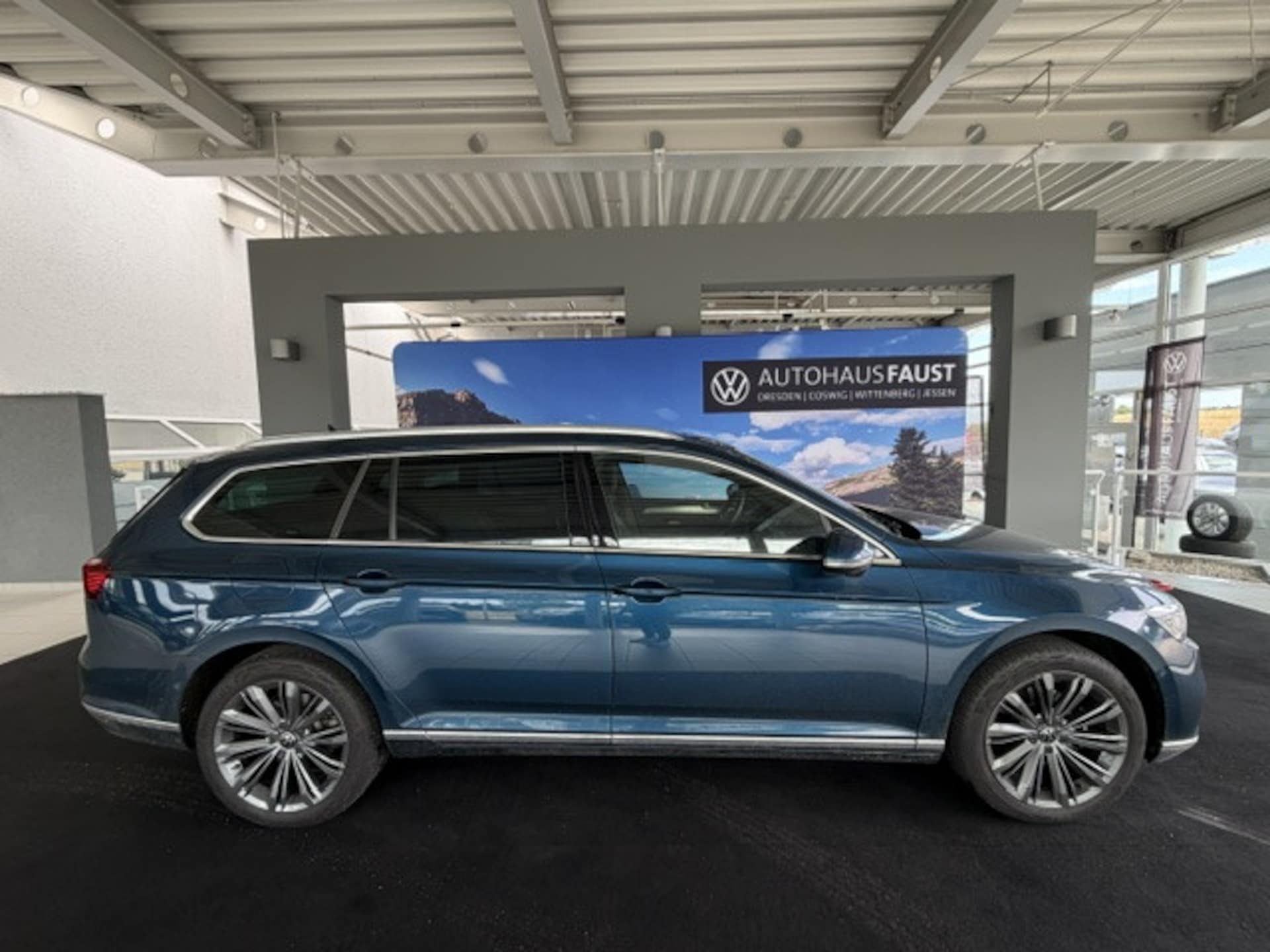 Volkswagen Passat Variant Elegance