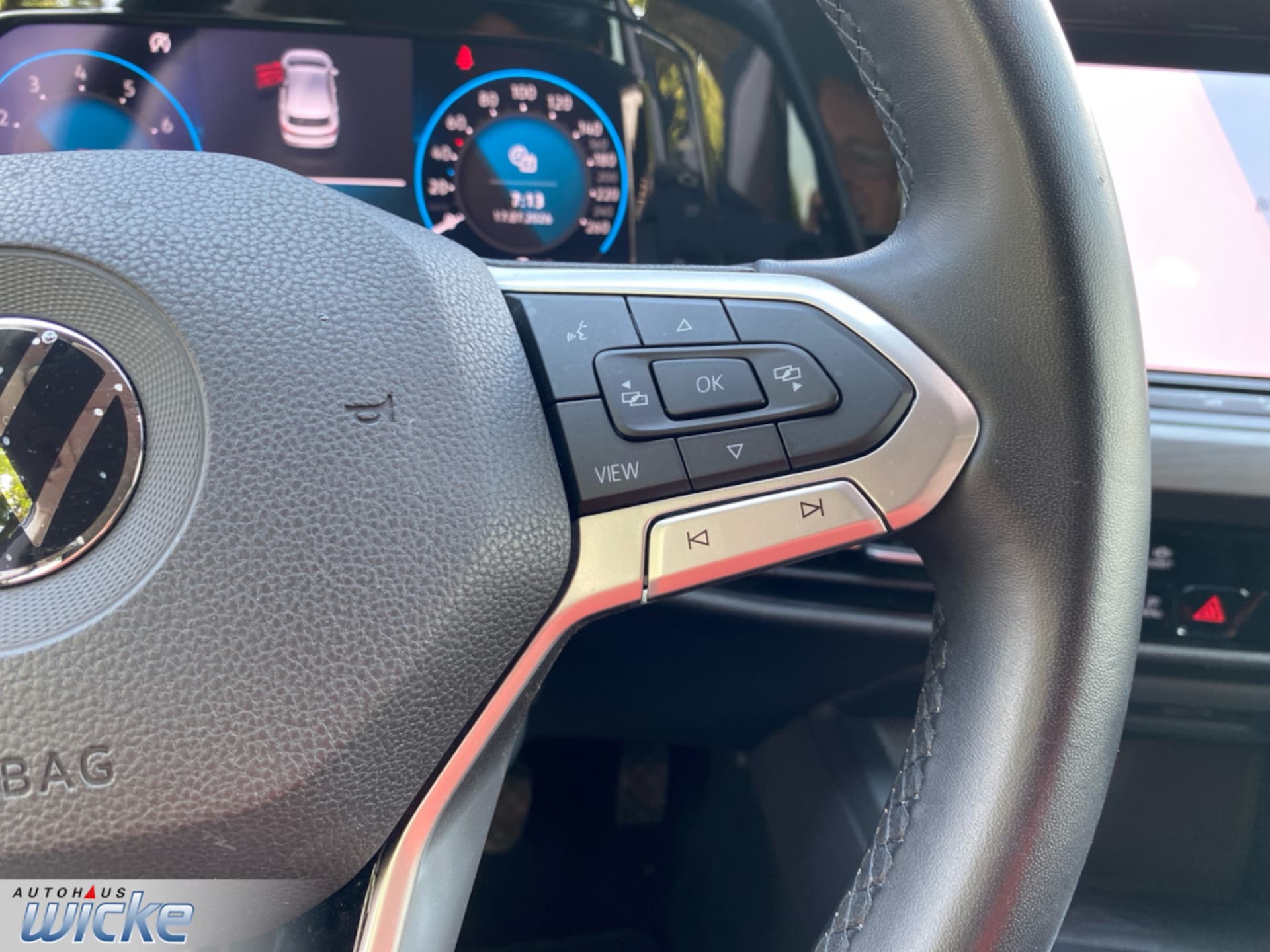Volkswagen Golf Style