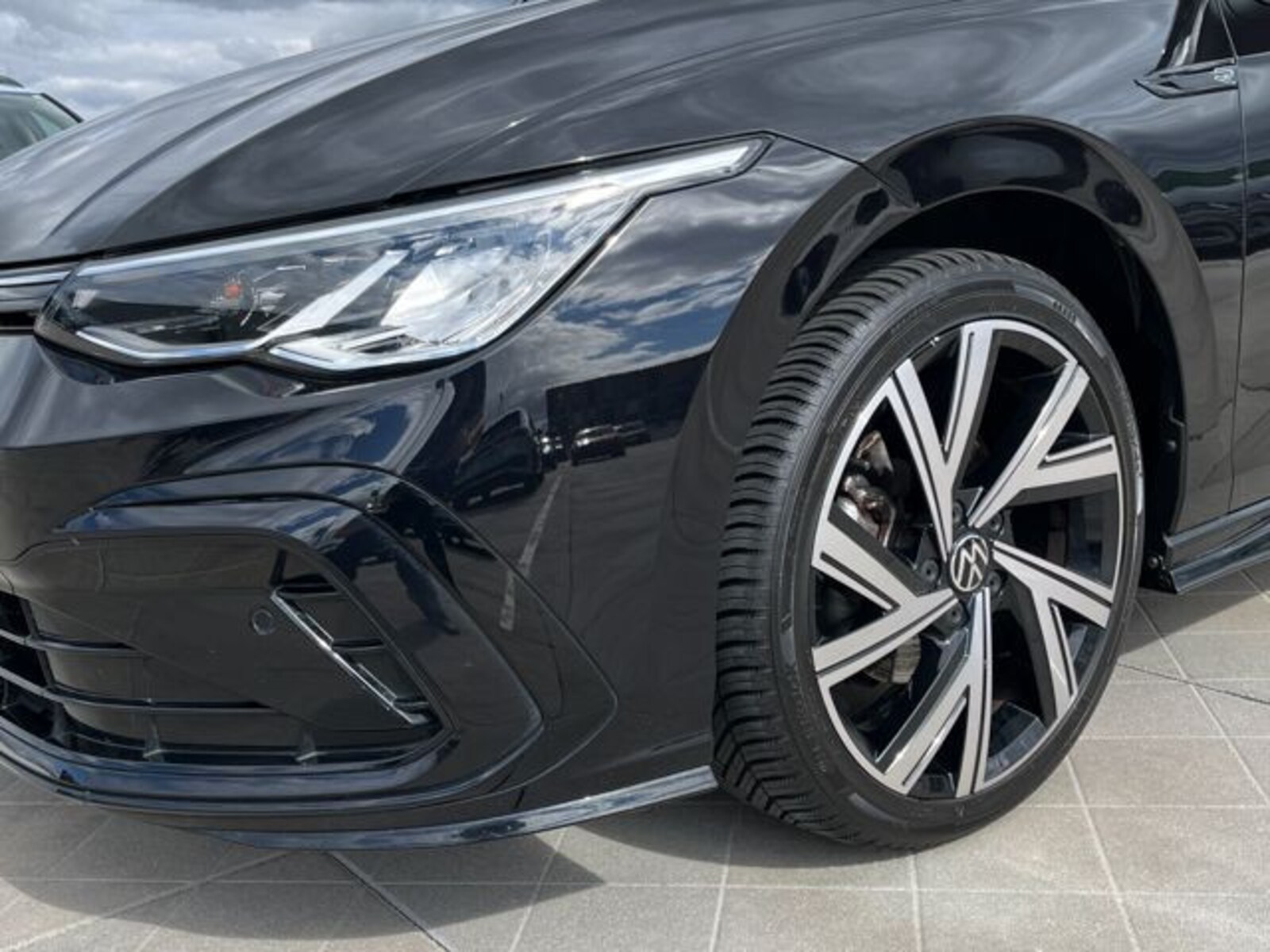Volkswagen Golf Variant – Bild 7