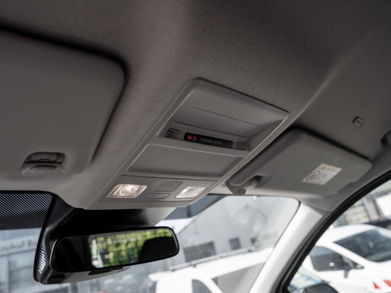 Volkswagen Transporter Kasten kurzer Radstand – Bild 19
