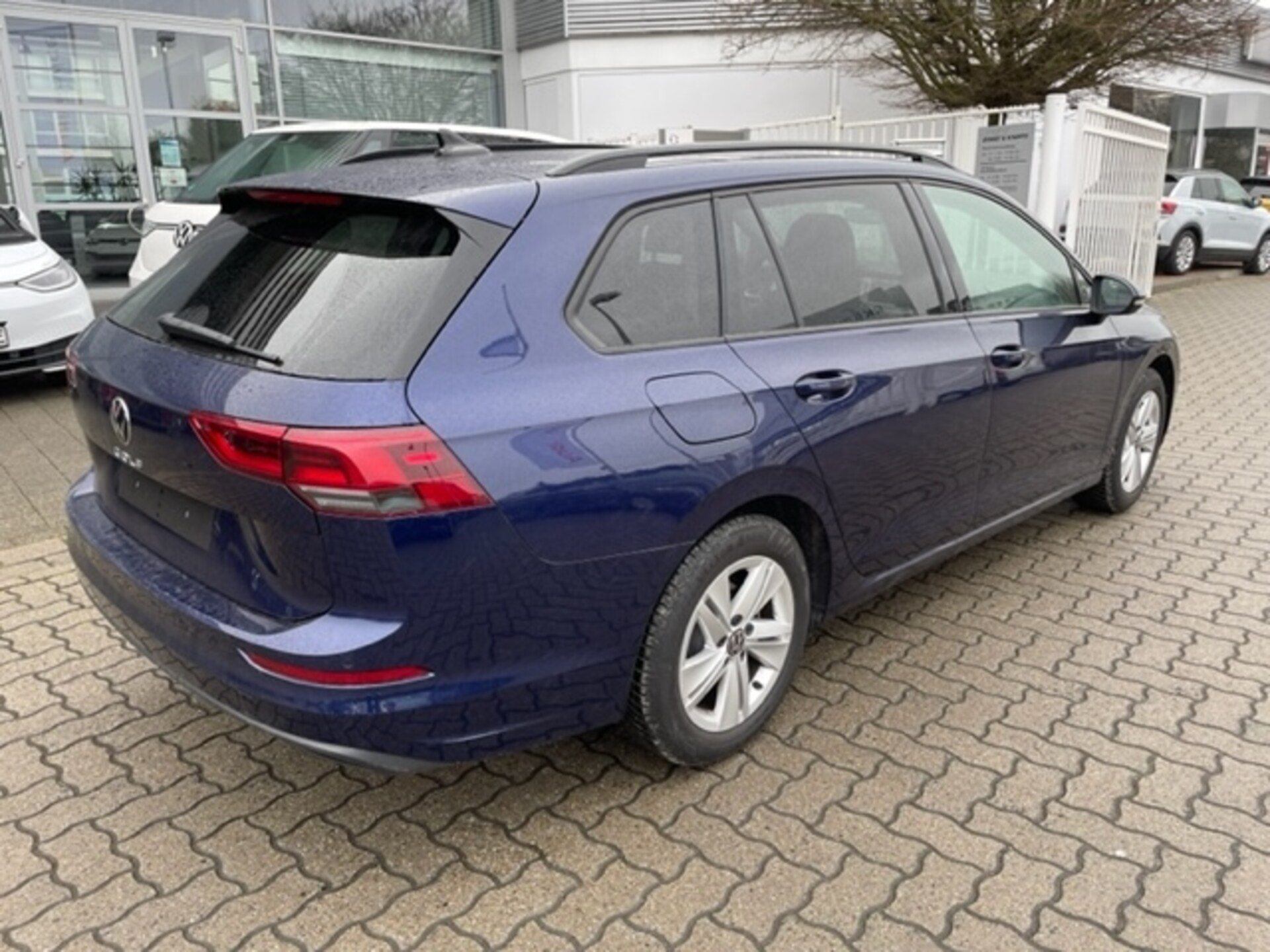Volkswagen Golf Variant Life