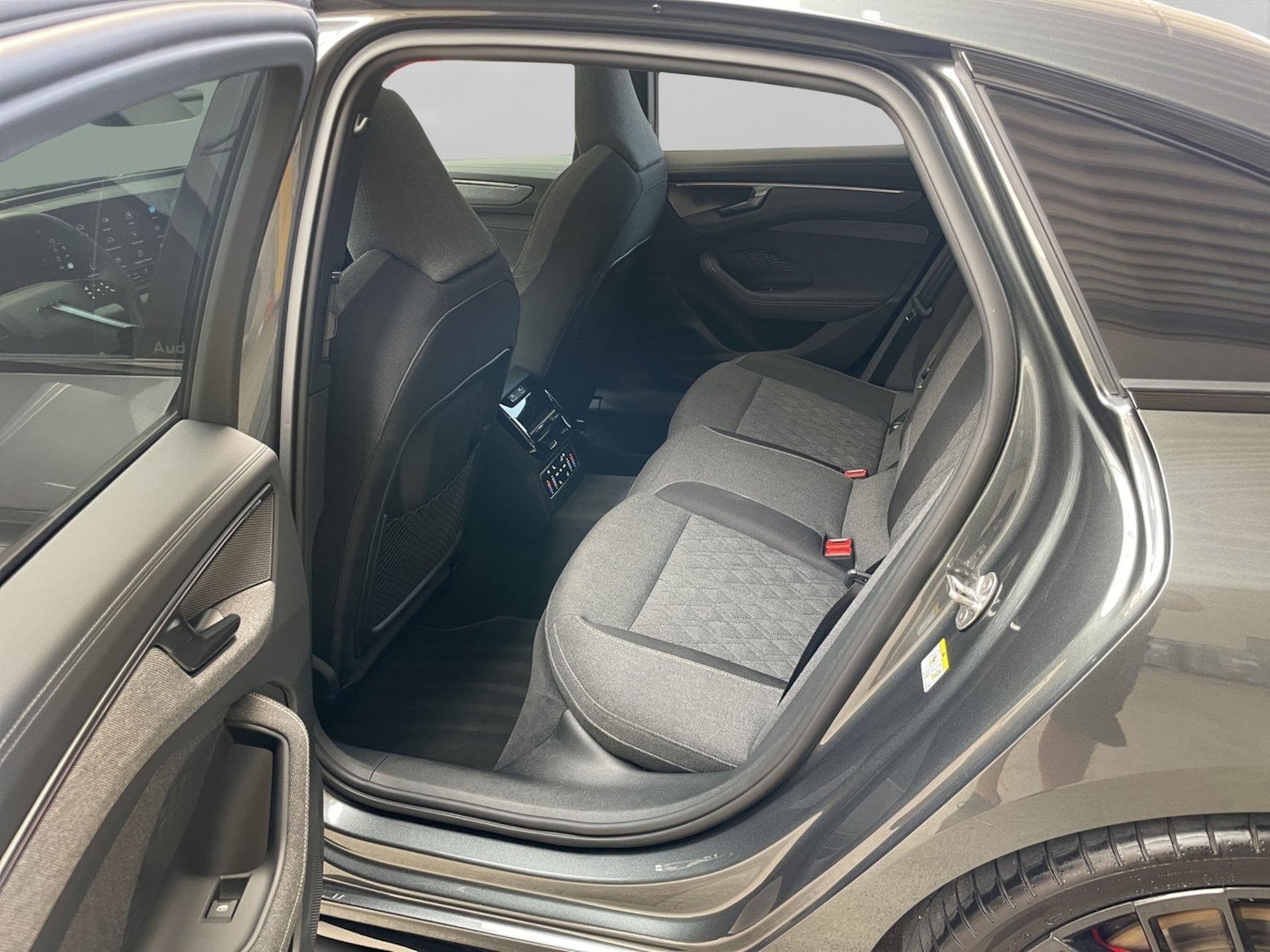 Audi A6 Limousine e-hybrid edition one