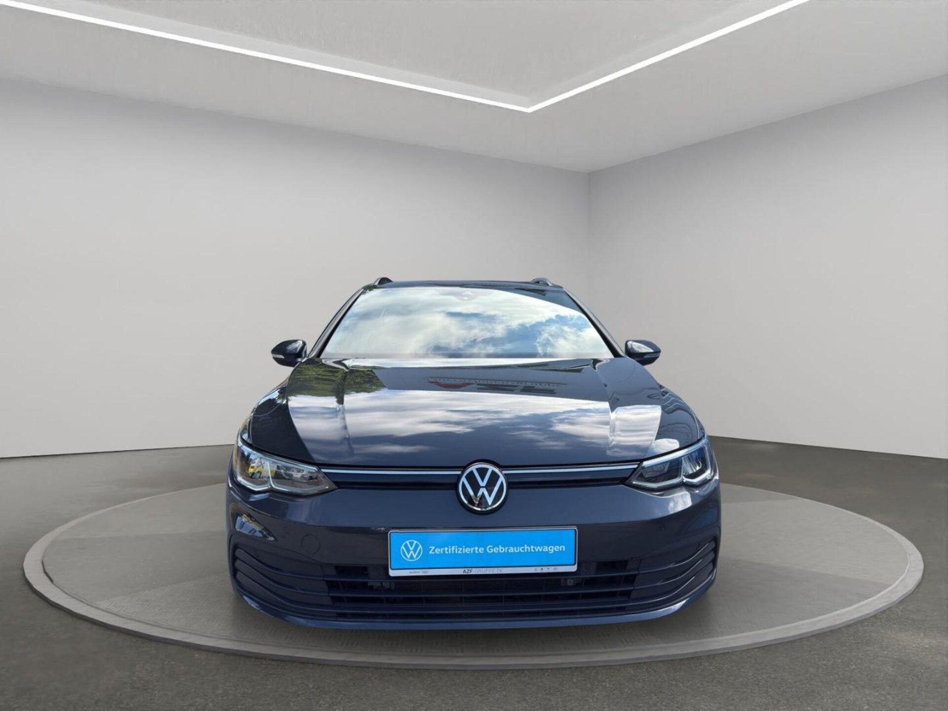 Volkswagen Golf Variant Life