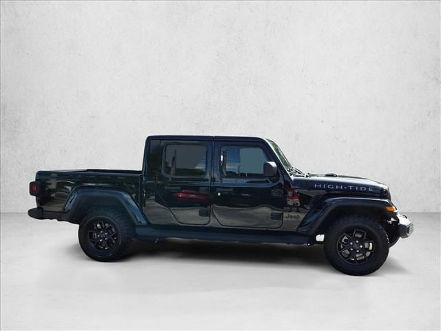 2025 Jeep Gladiator