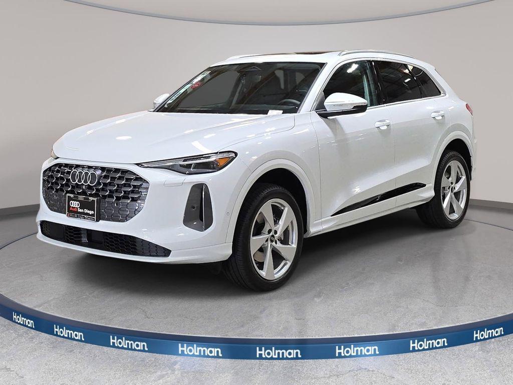 2026 Audi Q5 Premium Plus quattro's photo