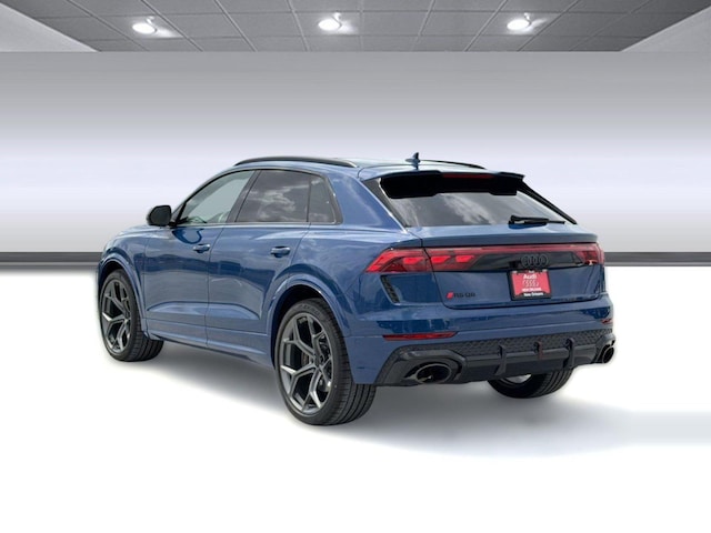 2026 Audi RS Q8 SUV performance