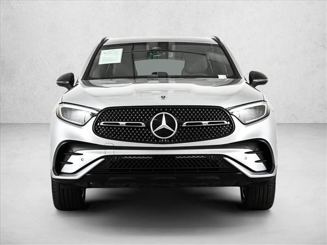 2025 Mercedes-Benz GLC 300