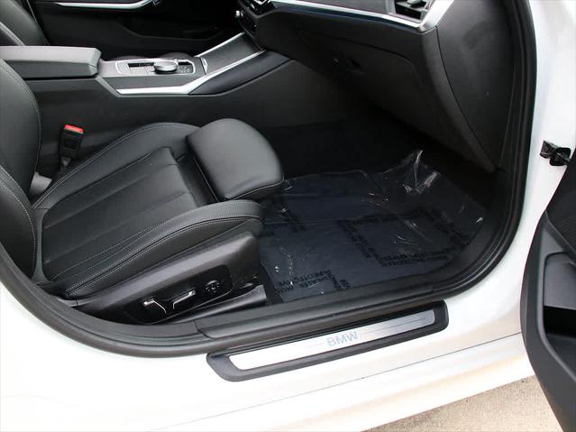 2024 BMW 330E - Image 28