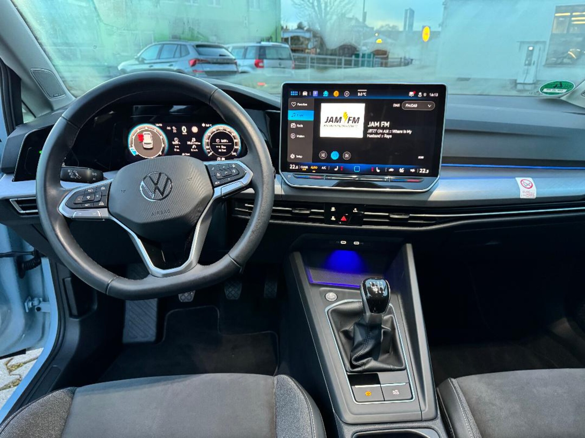 Volkswagen Golf Life