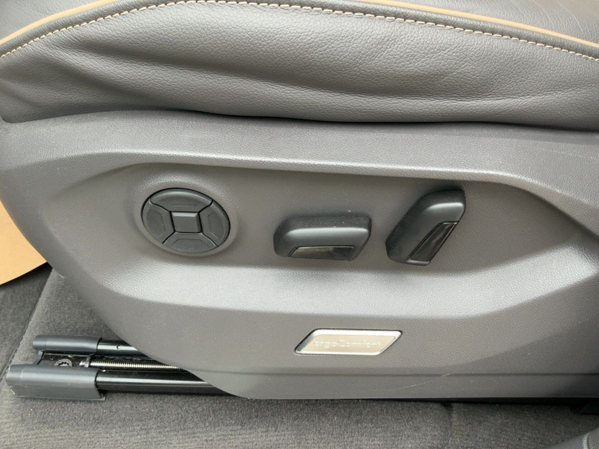 Volkswagen Touareg Elegance