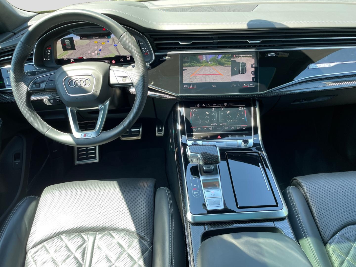 Bild über Audi Q8 competition plus 50 TDI quattro tiptronic - für weitere Informationen kontaktieren Sie den Audi Partner