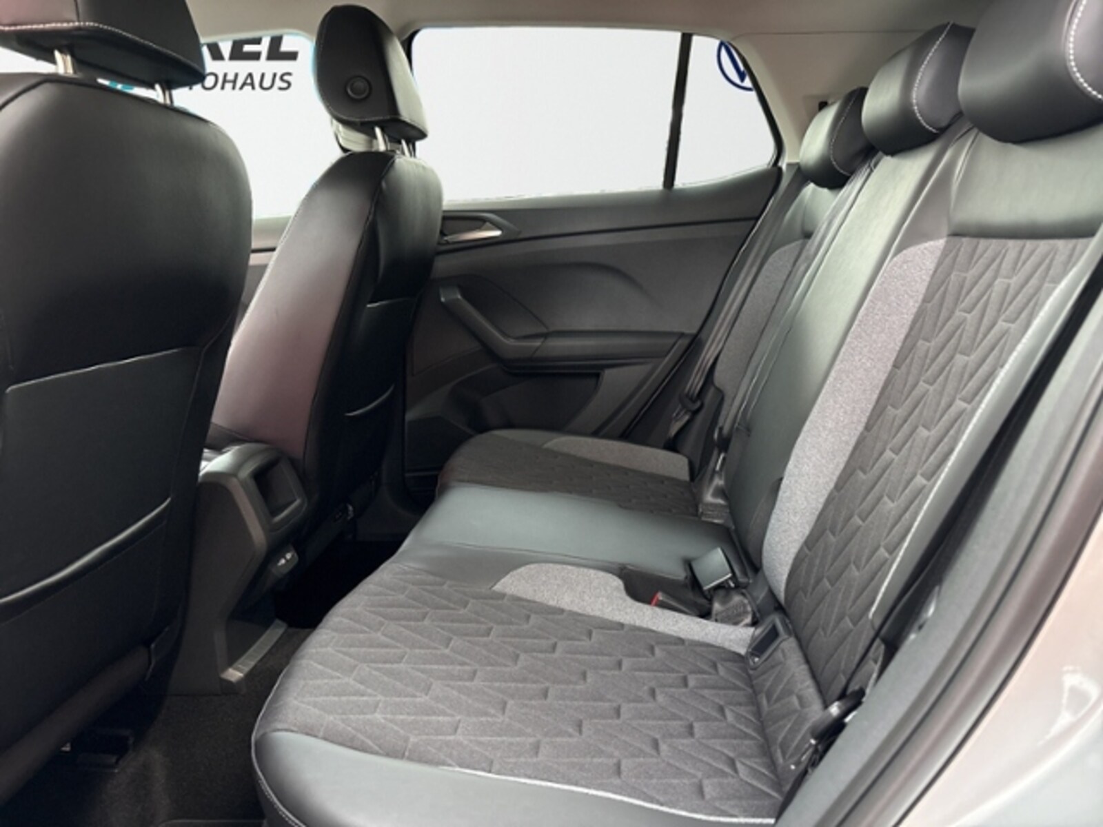 Volkswagen T-Cross – Bild 6