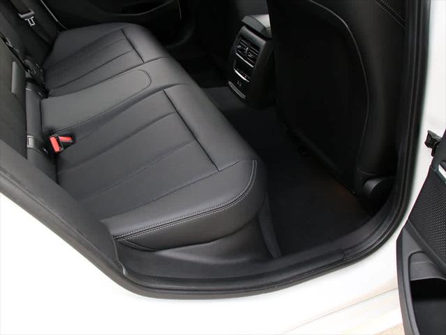 2024 BMW 330E - Image 31