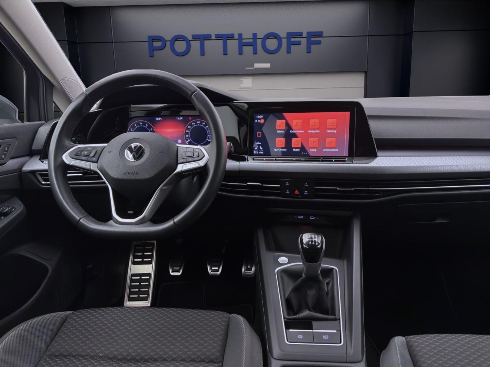 Volkswagen Golf Active