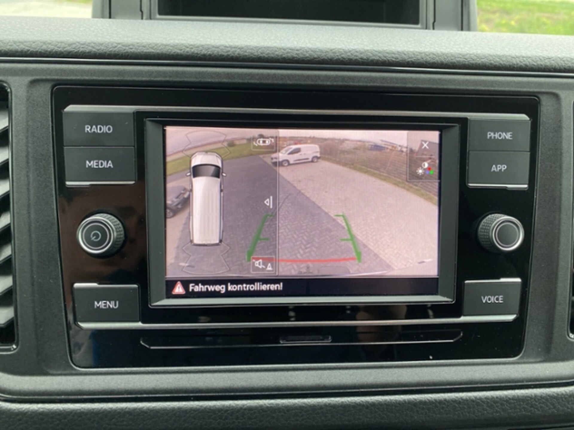 Volkswagen Crafter Kasten mittlerer Radstand