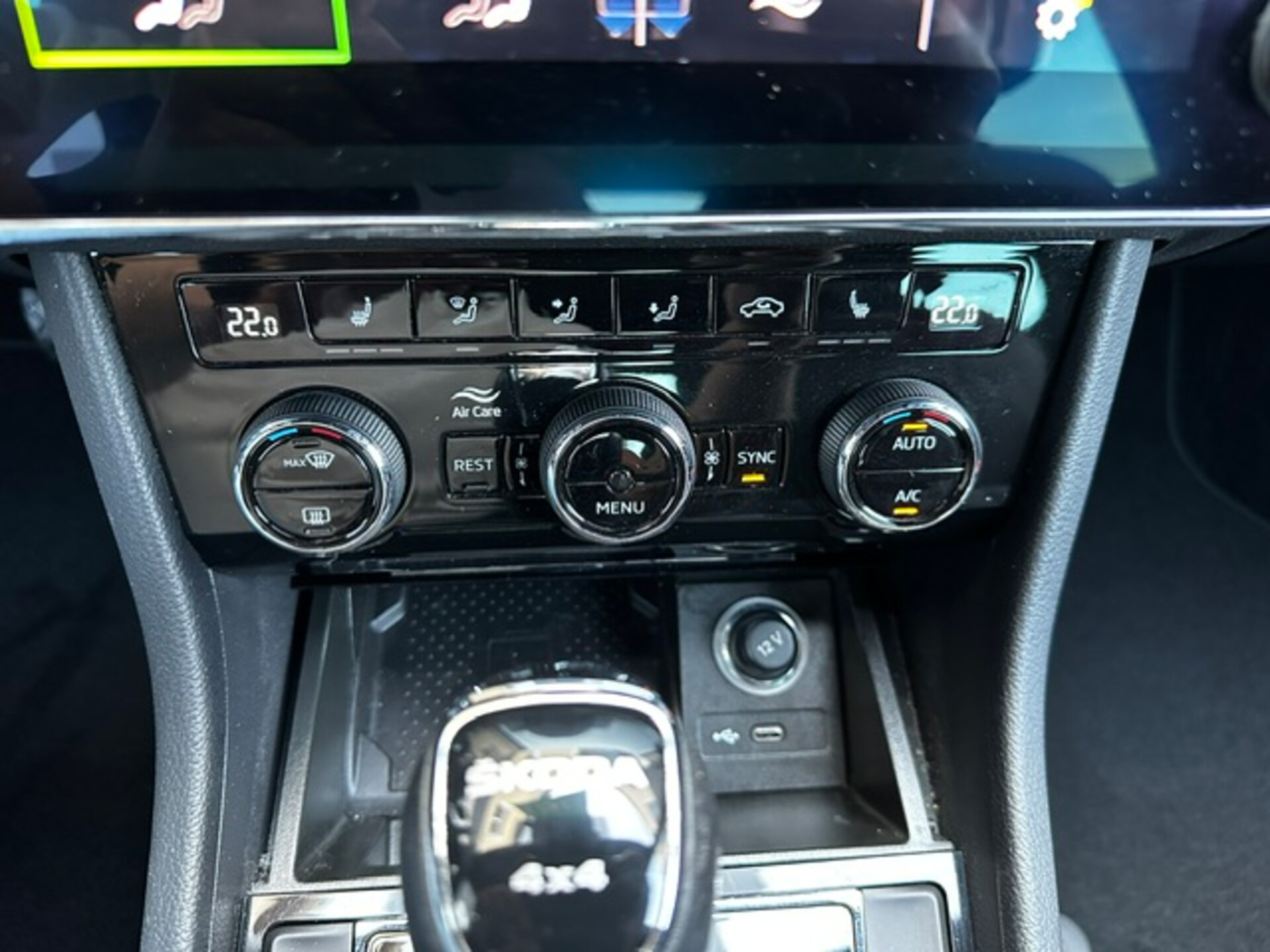 Skoda Superb Combi Laurin & Klement