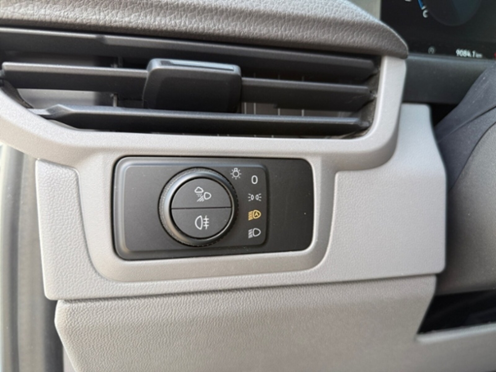 Volkswagen Transporter Kasten kurzer Radstand – Bild 18