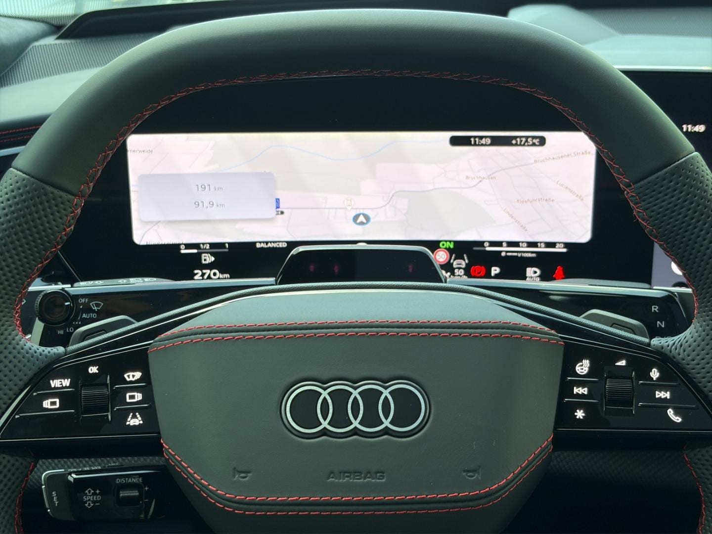 Bild über Audi Q7 SUV TDI quattro 220 kW tiptronic - für weitere Informationen kontaktieren Sie den Audi Partner