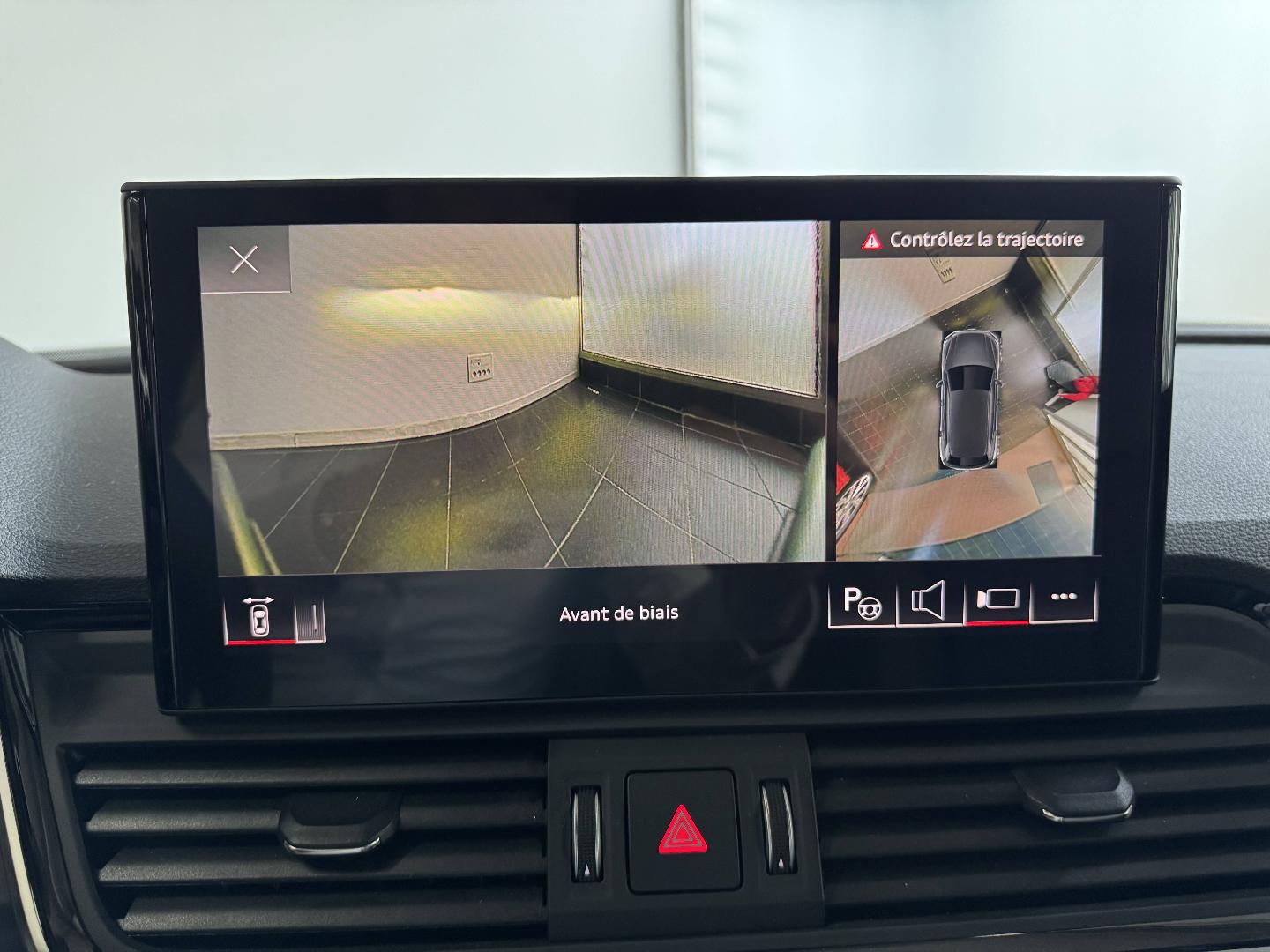 Image about Audi Q5 TFSI e S line 50 TFSI e Hybride rechargeable quattro 220 kW (299 ch) S tronic