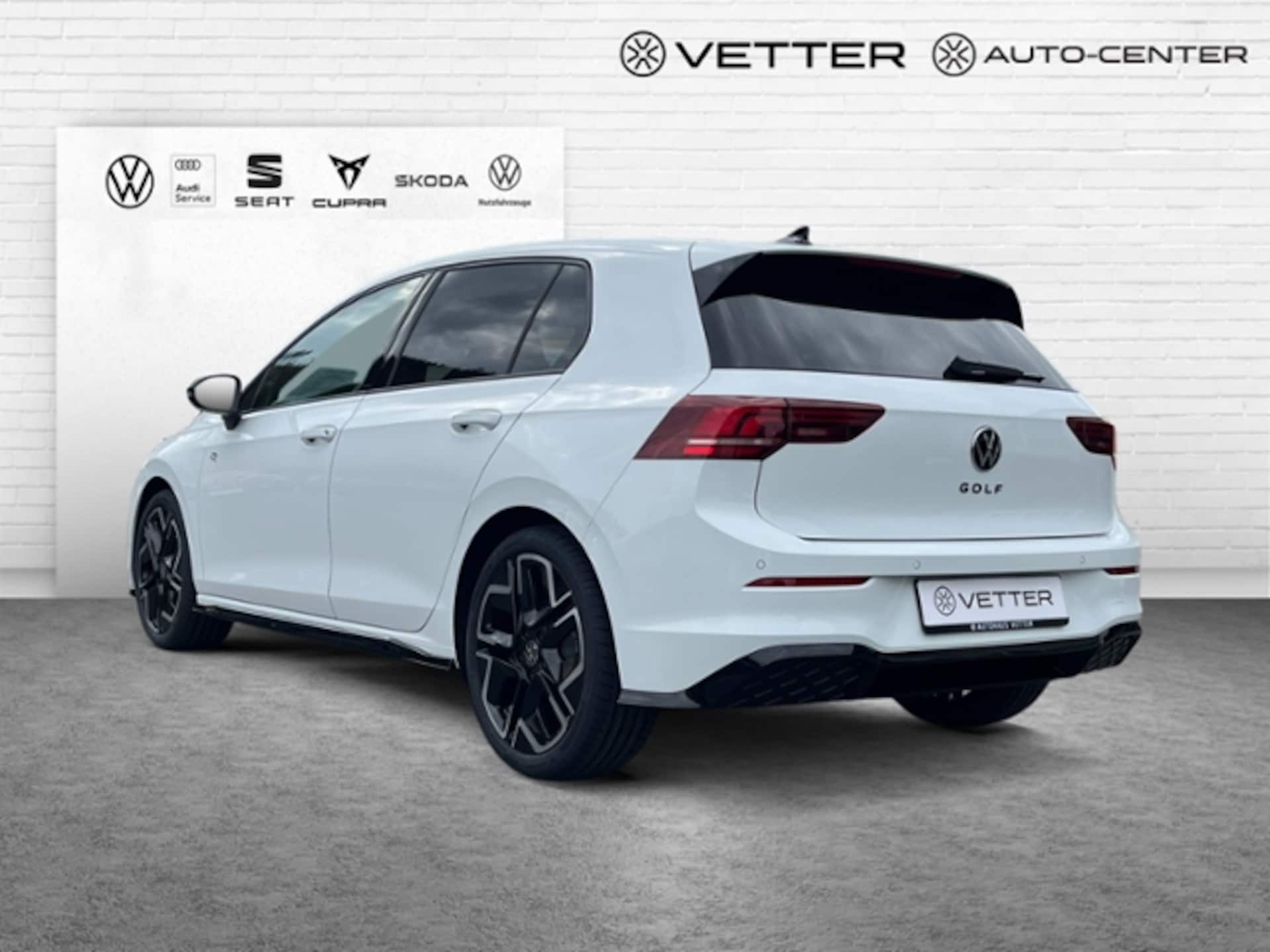 Volkswagen Golf R-Line