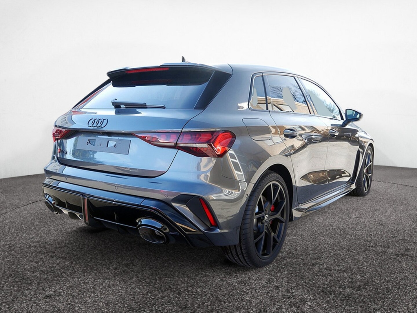 Bild über Audi RS 3 Sportback TFSI quattro 294 kW S tronic - für weitere Informationen kontaktieren Sie den Audi Partner