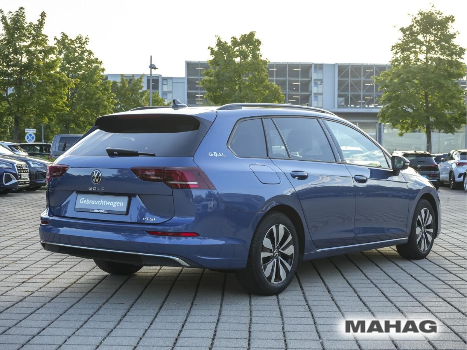 Volkswagen Golf Variant – Bild 6