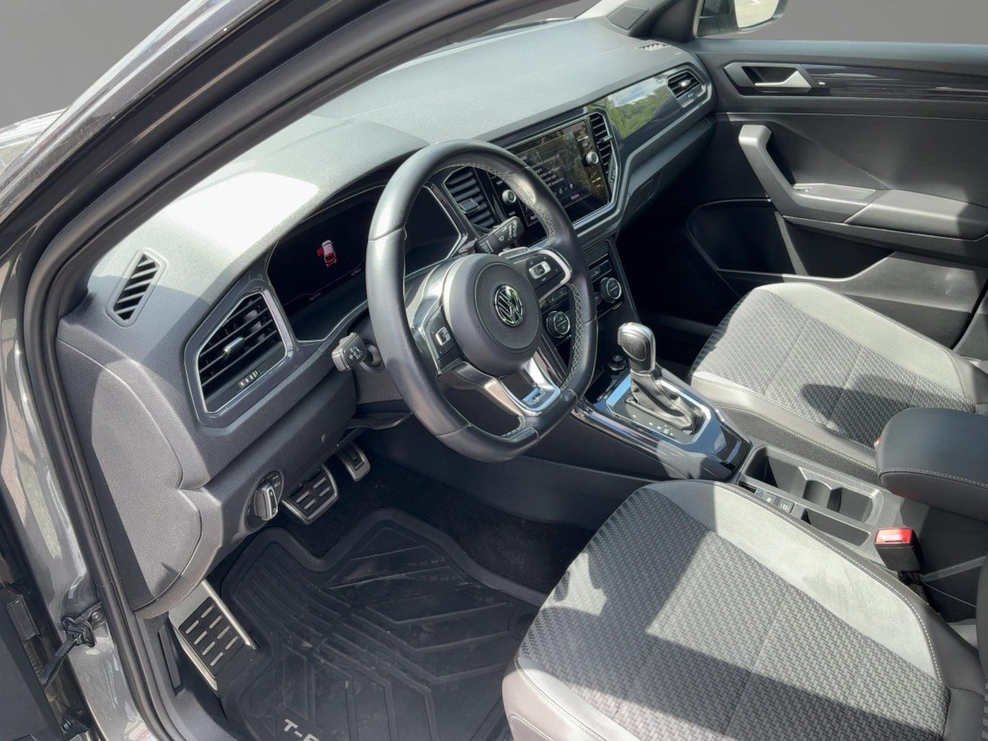 Volkswagen T-Roc Sport