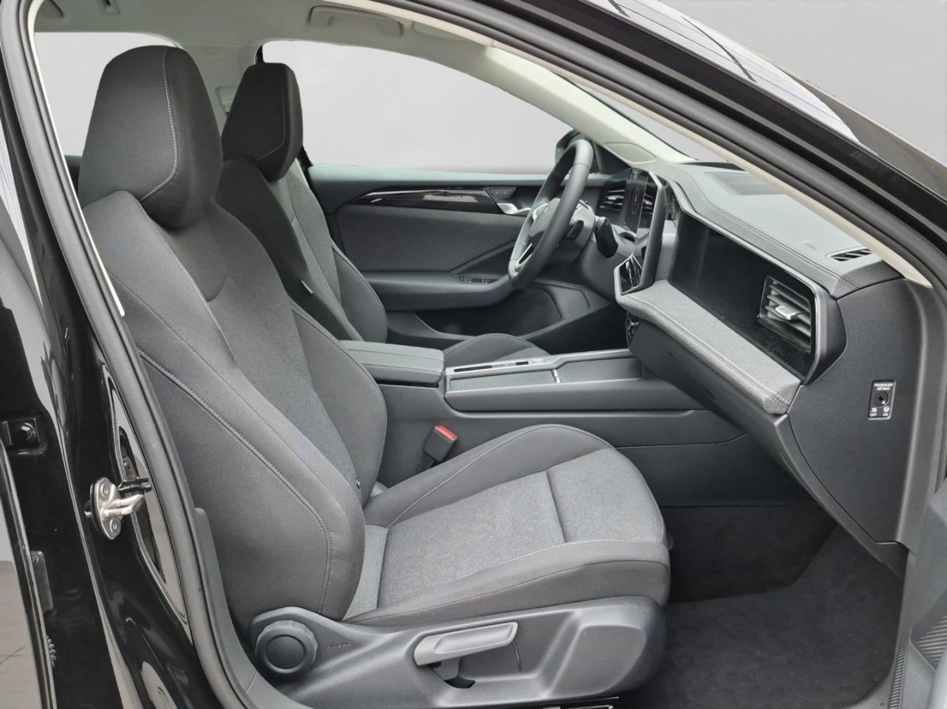 Volkswagen Passat Basis-Modell