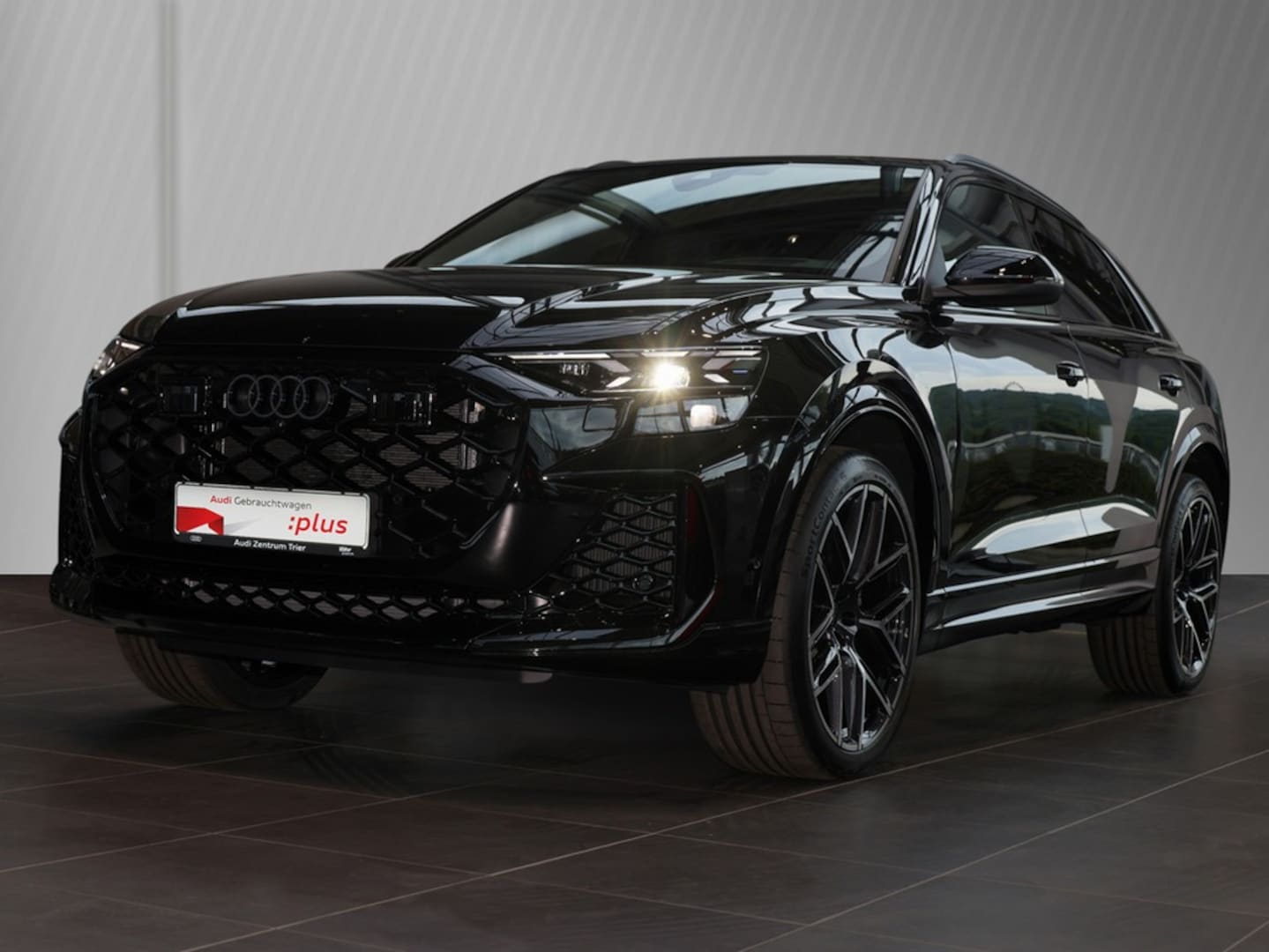 Bild über Audi RS Q8 SUV TFSI quattro 441 kW tiptronic - für weitere Informationen kontaktieren Sie den Audi Partner