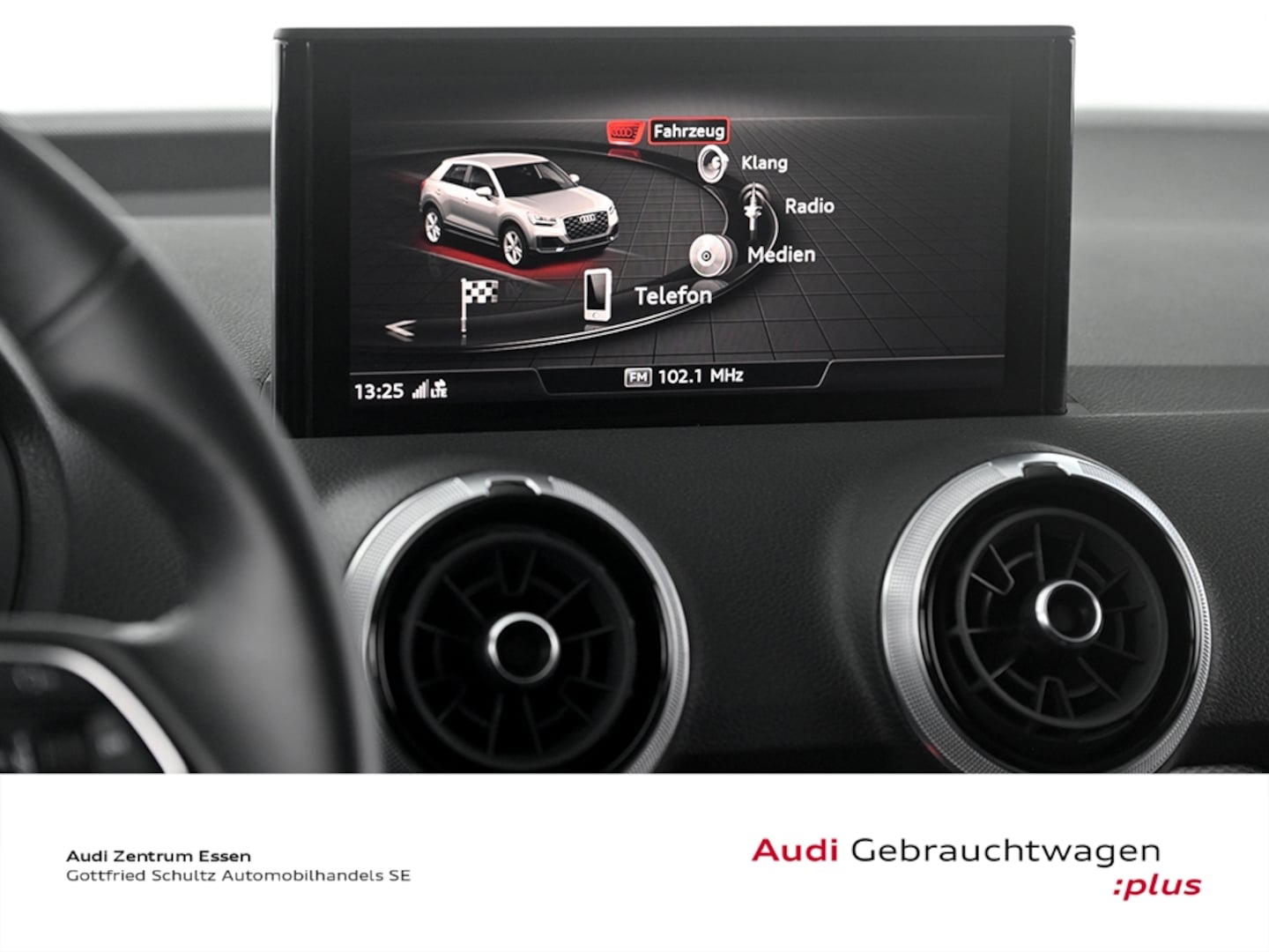 Bild über Audi Q2 S line 35 TFSI S tronic - für weitere Informationen kontaktieren Sie den Audi Partner