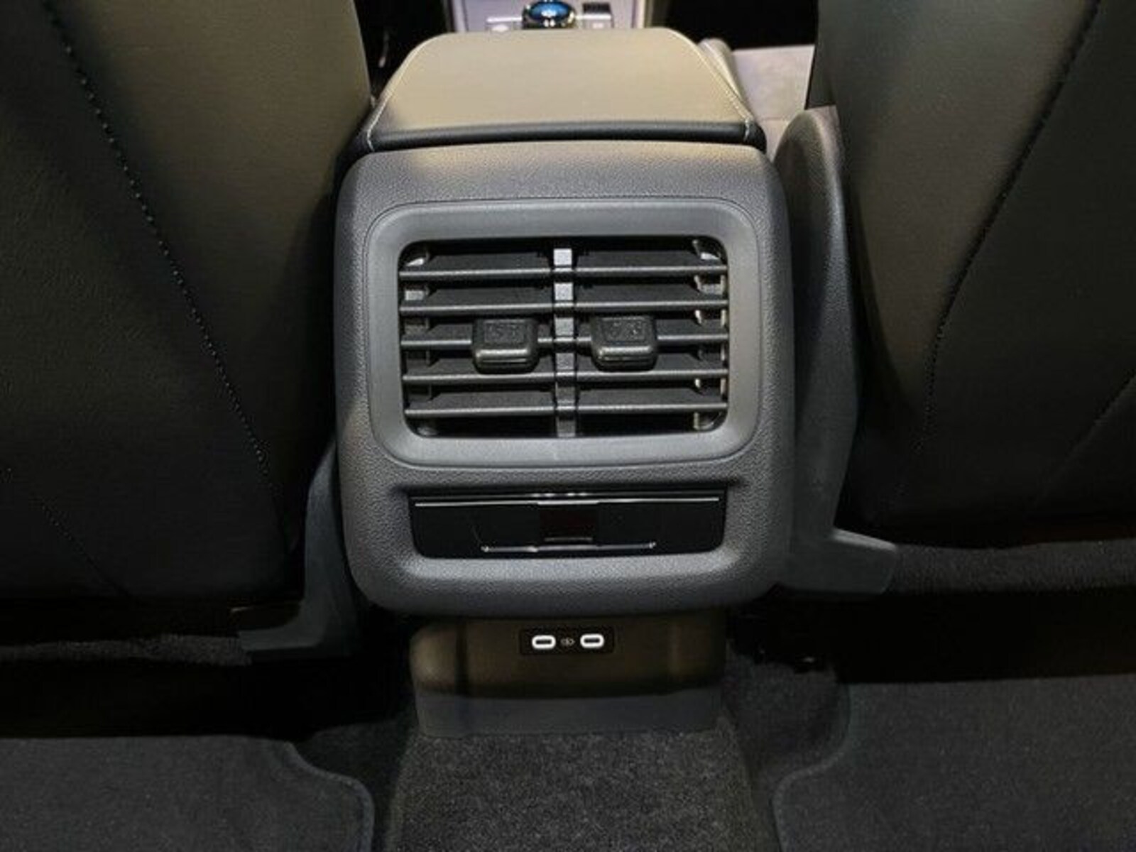 Volkswagen T-Roc – Bild 12